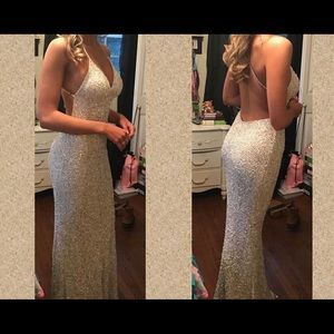 Scala 47551 beaded backless gown prom bridal SZ 2